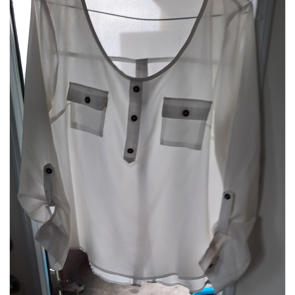 3/$20 White blouse